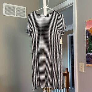 Old Navy Black and White Striped Top